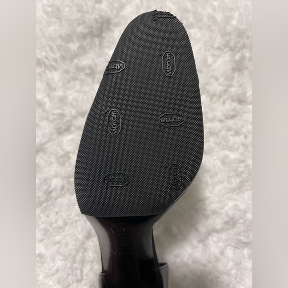 CHANEL Vintage Black Leather Pumps Heels Shoes Size 38 - Picture 12 of 12